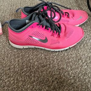 Womens Nike sneaker